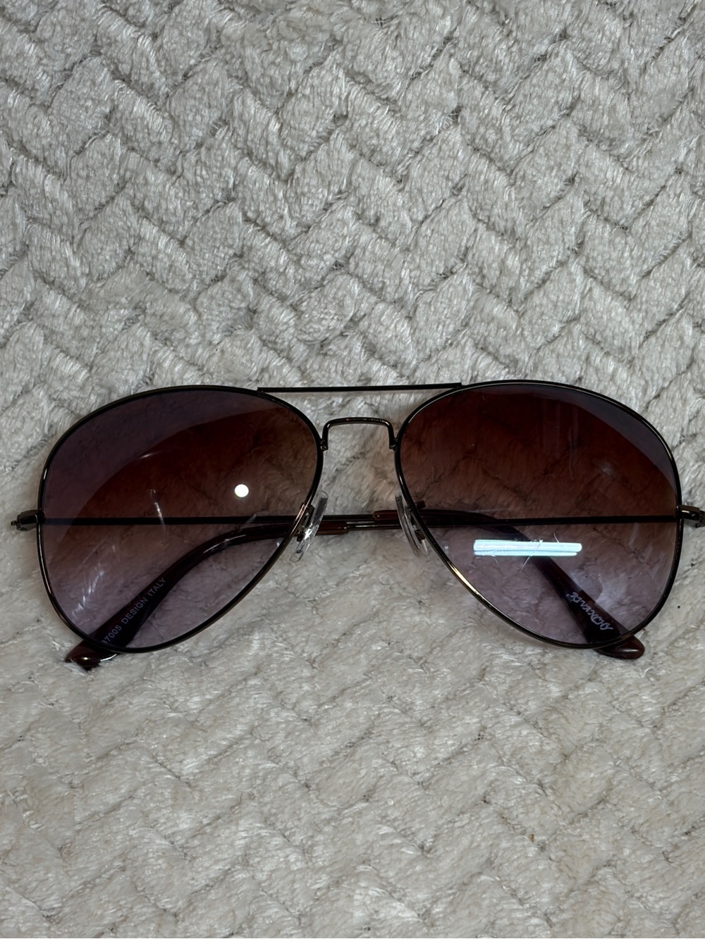 Rivanchy Aviator Sunglasses Brown Gradient Lens Metal Frame‎ Retro Vibe